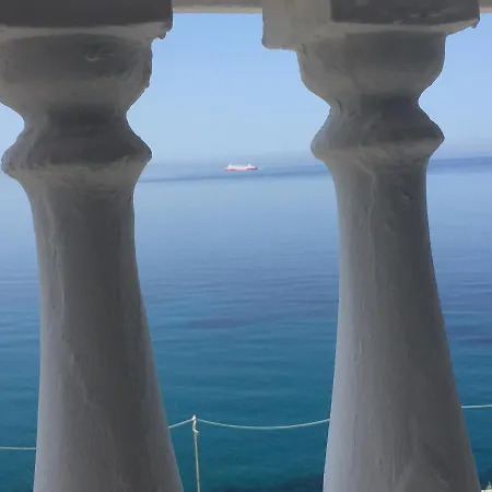 Bonatsa Andros Apartment *